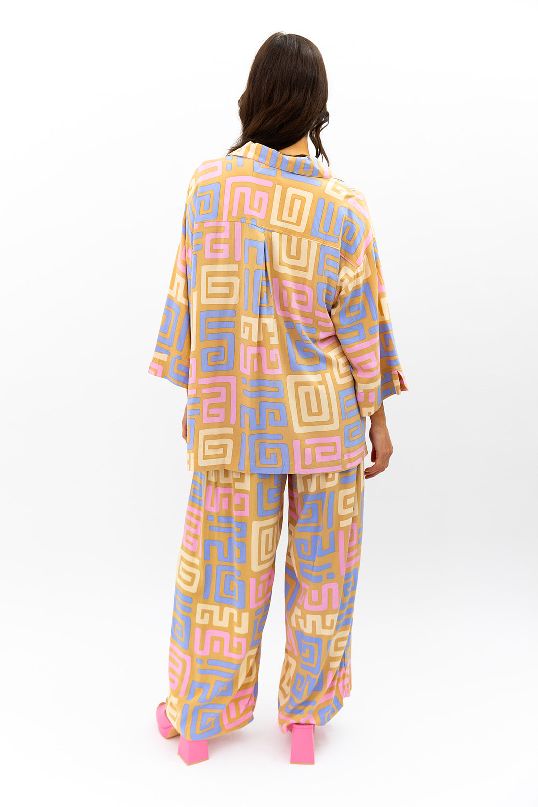 SUKI SET - ARETI