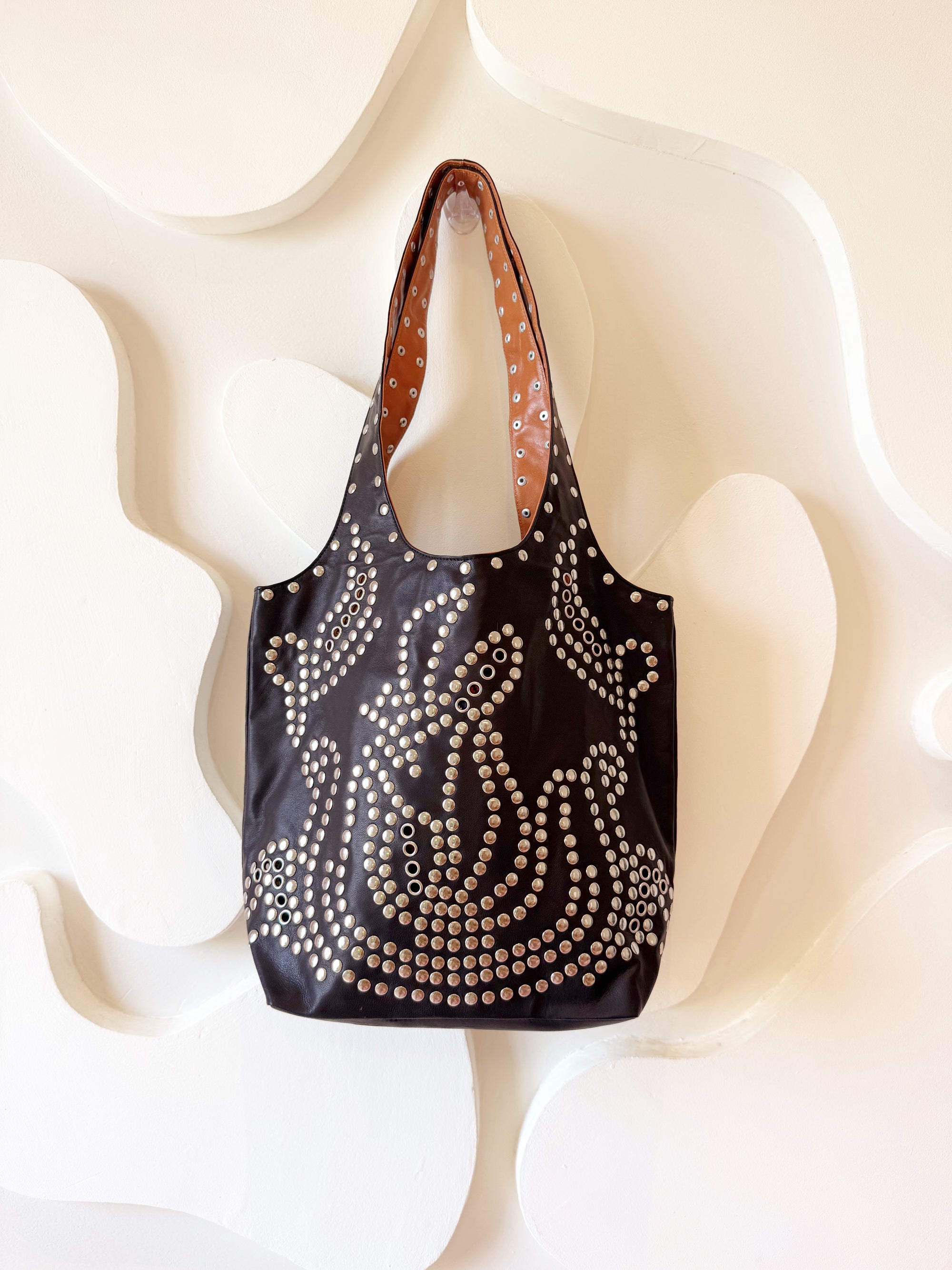 LOTUS BAG - BLACK