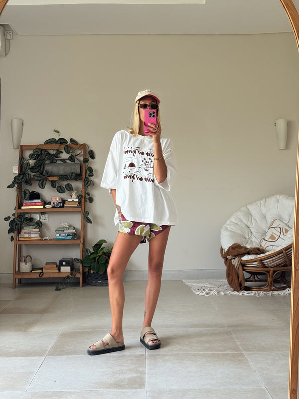 THE TROPICS TEE - POMENGRANATE
